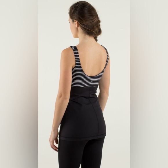 Lululemon Aria Tank II
Parallel Stripe Black White / Black Like New - Picture 3 of 7